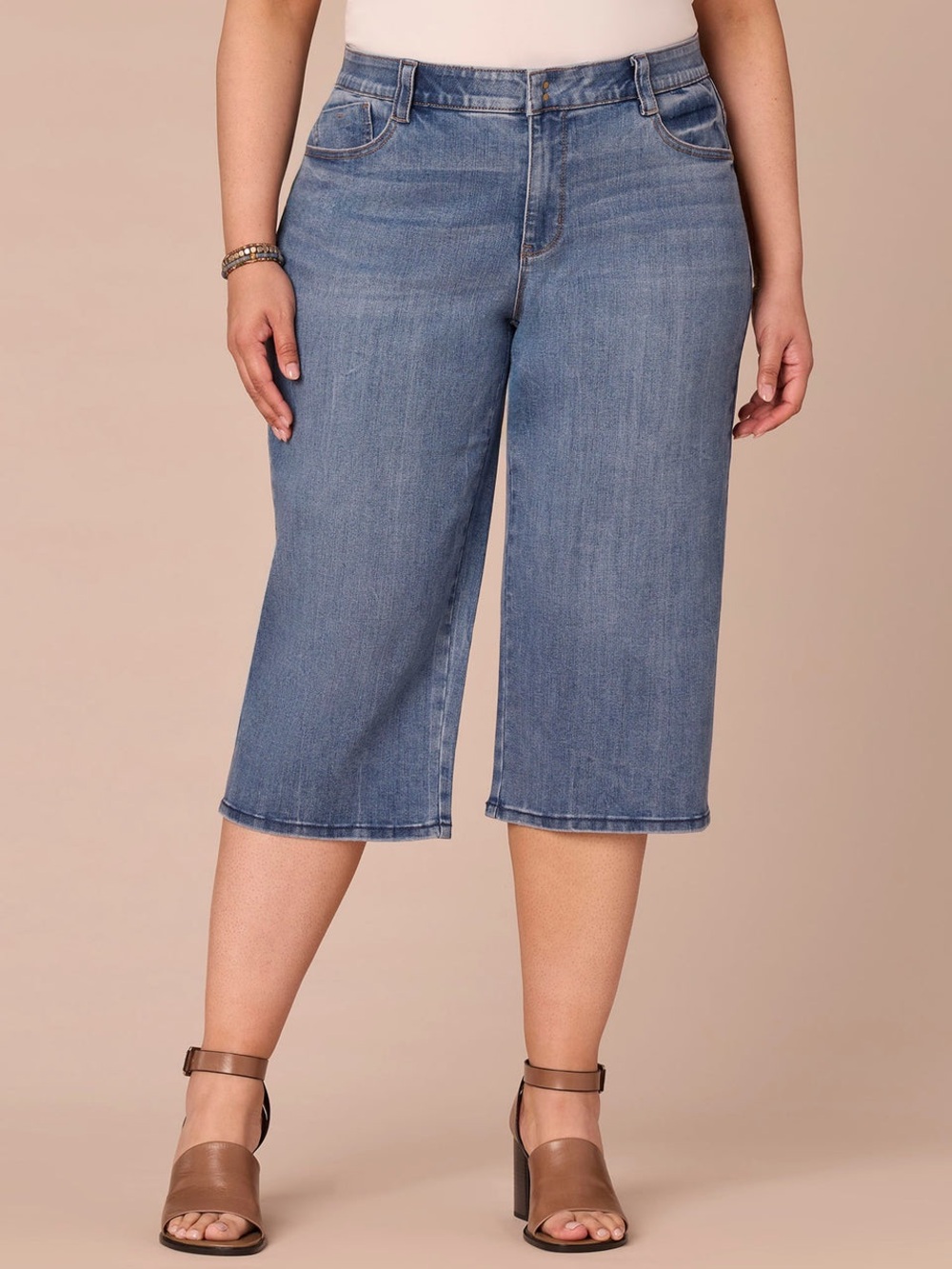 140- Blue "Ab"solution® High Rise Hook Bar Relaxed Capri Jean SZ 10